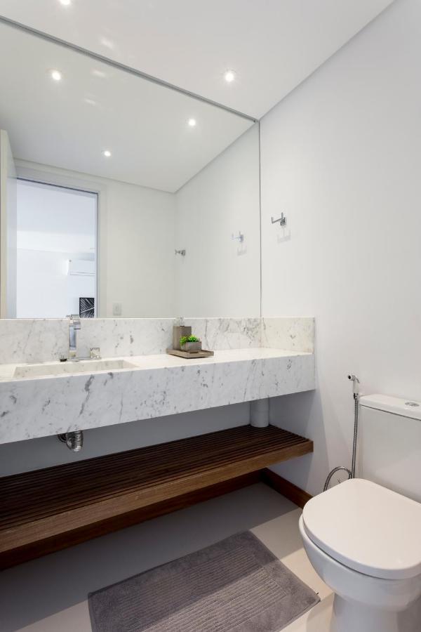 Apartamento Luxuoso A Beira-Mar Em Praia Do Forte Exterior photo